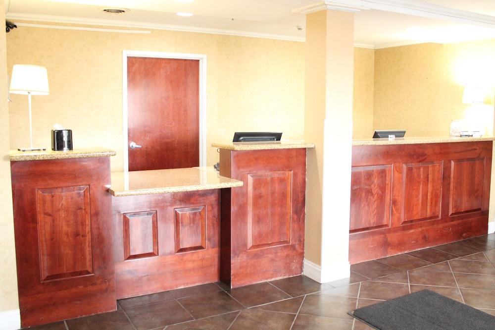 Hampton Inn Norton, Va エクステリア 写真